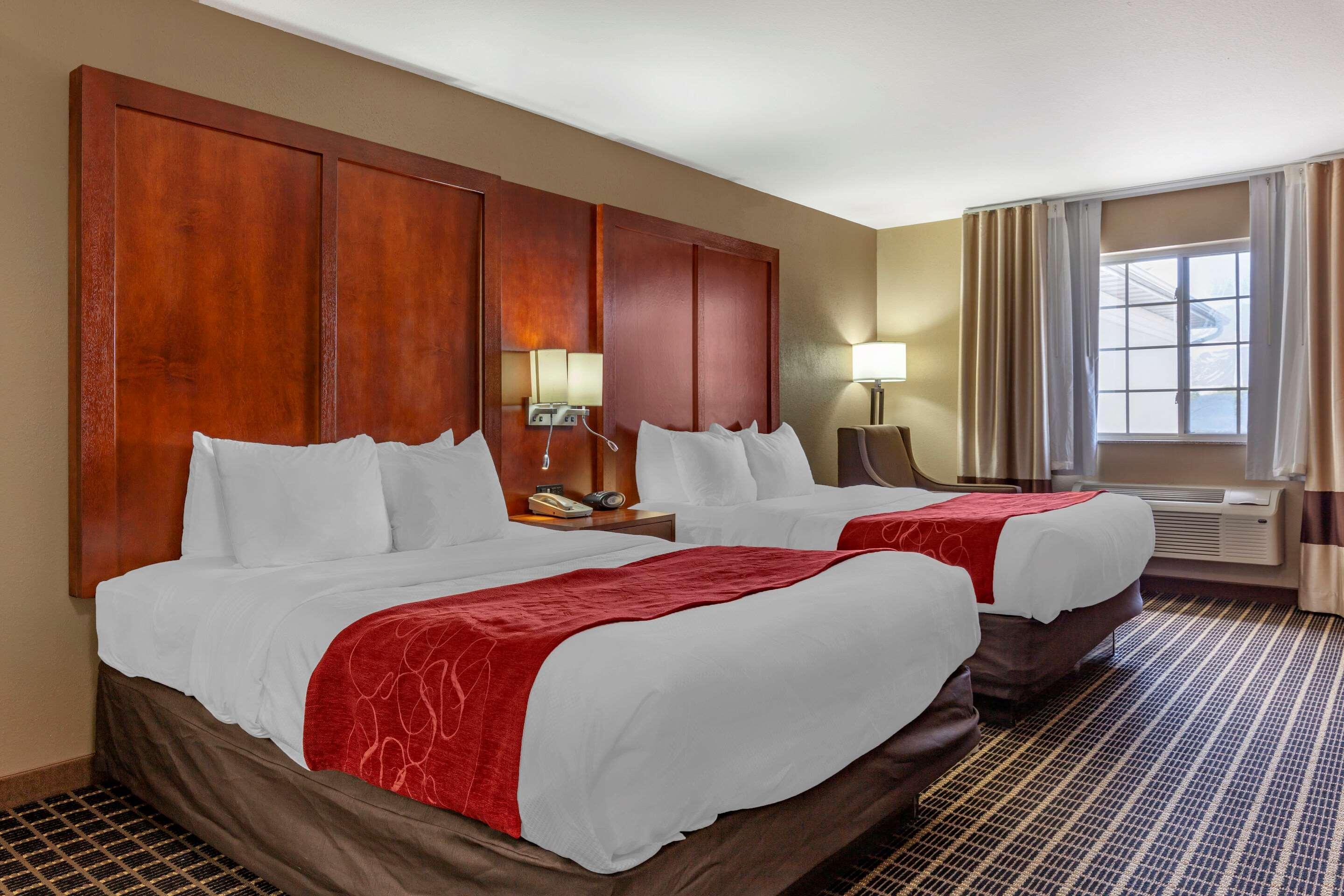 Comfort Suites Delavan - Lake Geneva Area Eksteriør billede